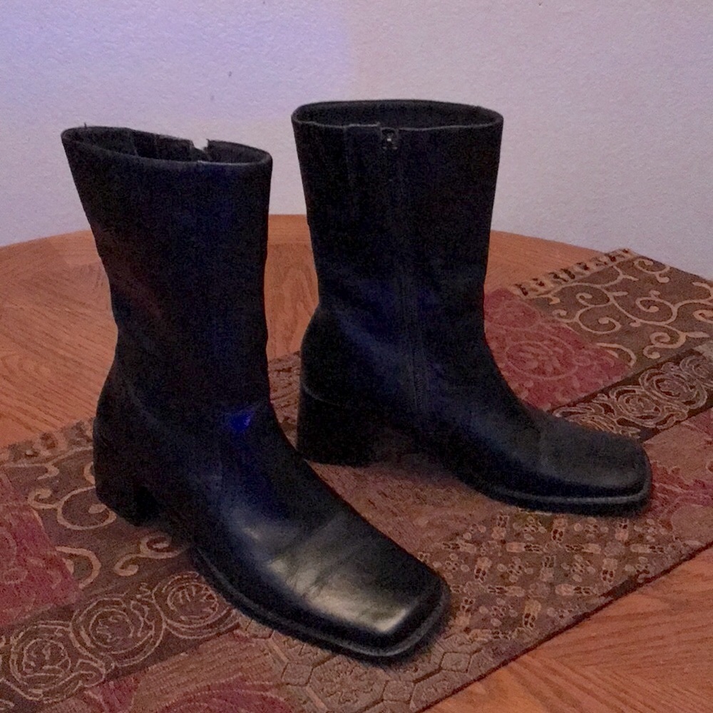 Women’s black leather boots